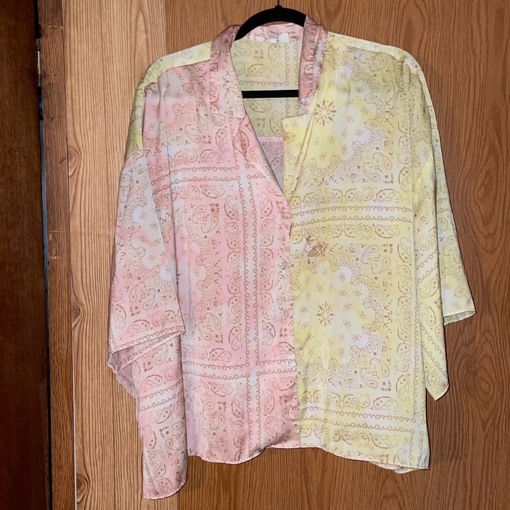 Lightweight Paisley Top Duo in Pastel Yellow & Pink